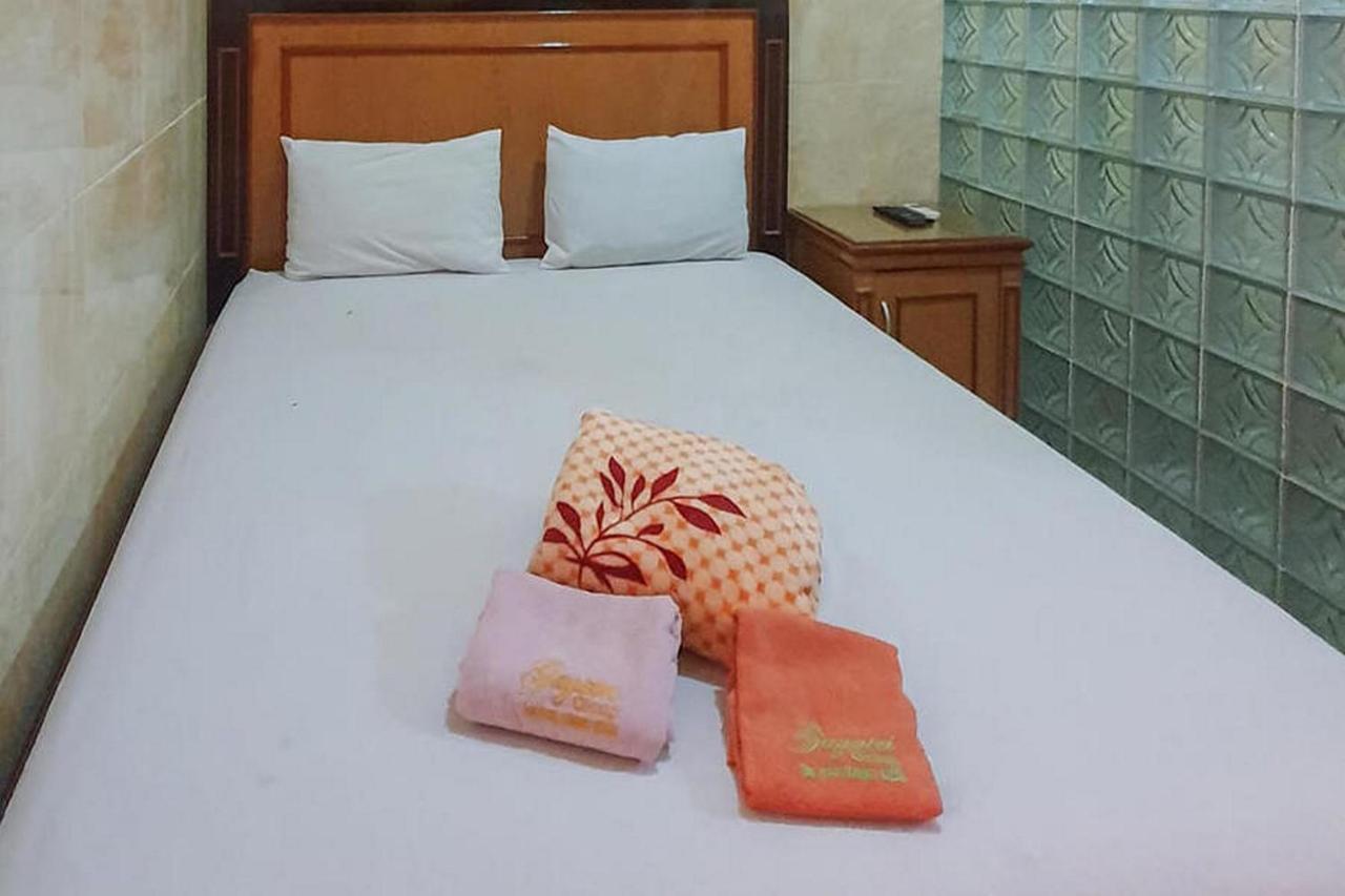 Homestay Gayatri Sawojajar Near Univ Negeri Malang Kampus 2 Mitra Reddoorz Extérieur photo