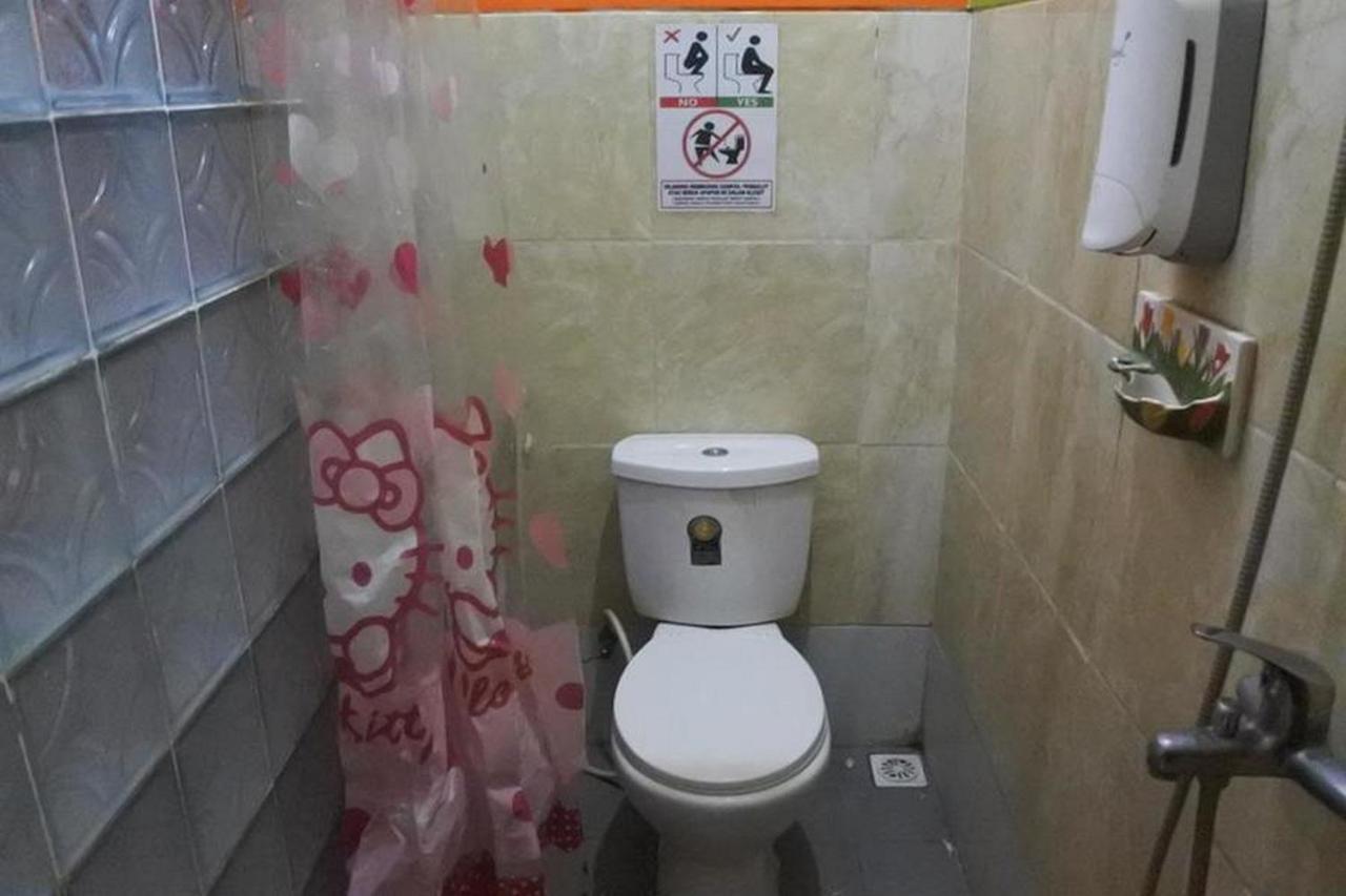Homestay Gayatri Sawojajar Near Univ Negeri Malang Kampus 2 Mitra Reddoorz Extérieur photo